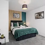 Harbourside Heaven In - Sleeps 8 Apartment