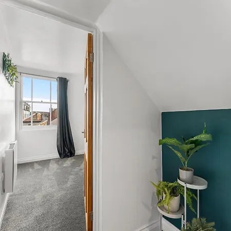 Apartment Harbourside Heaven In - Sleeps 8 *