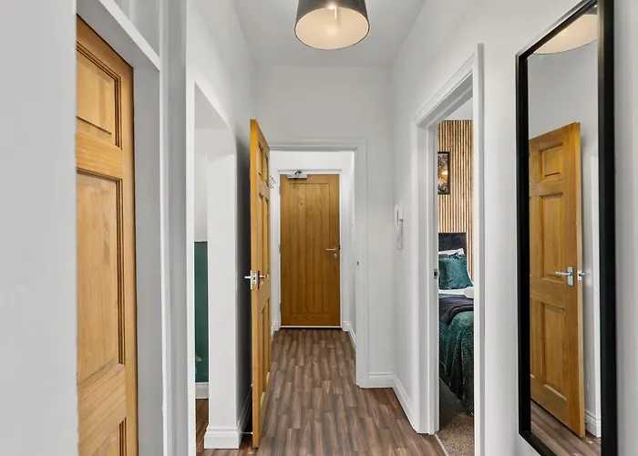 Harbourside Heaven In - Sleeps 8 Апартаменти Бристоль